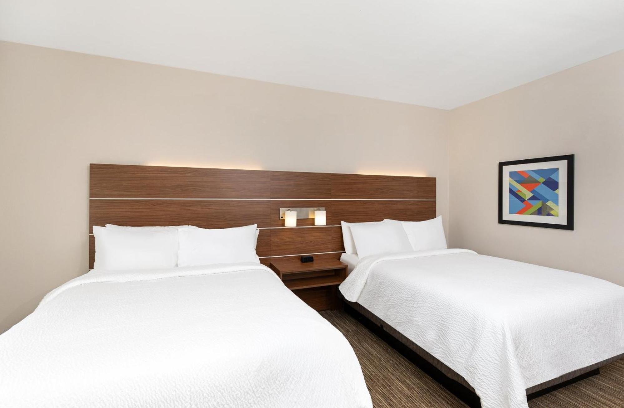 Holiday Inn Express Hotel & Suites Birmingham - Inverness 280, An Ihg Hotel Exterior foto